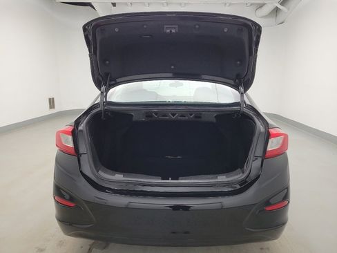 Used 2018 Chevrolet Cruze LS image 29