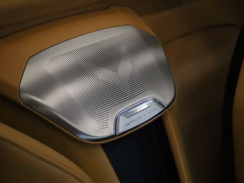 Used 2020 Chevrolet Corvette Stingray Premium Conv w/ 3LT Preferred Equipment Group RWD image 33