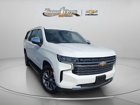 Used 2023 Chevrolet Suburban Premier AWD/4WD image 1