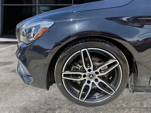 Used 2018 Mercedes-Benz CLA 250 image 5