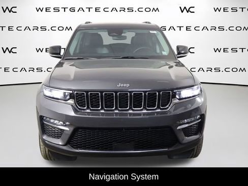 Used 2023 Jeep Grand Cherokee Limited RWD image 2