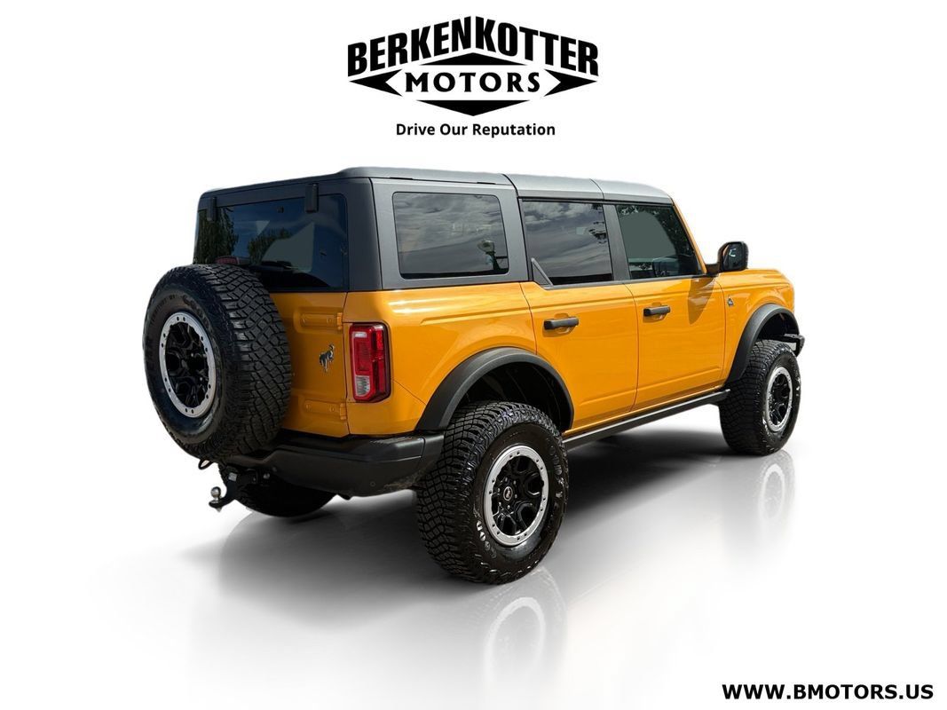 Used 2022 Ford Bronco Black Diamond AWD/4WD image 3