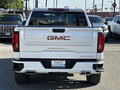 Used 2024 GMC Sierra 1500 Denali w/ Denali Reserve Package image 5