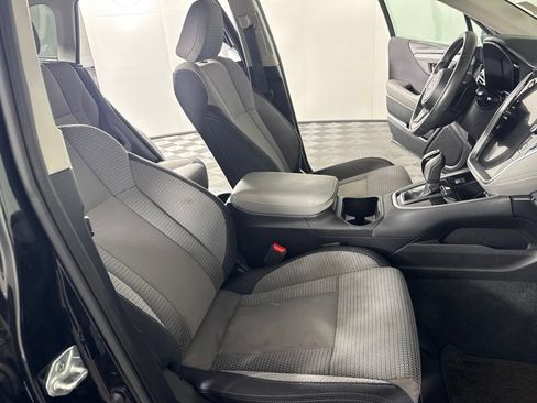 Used 2023 Subaru Outback Premium AWD/4WD image 37
