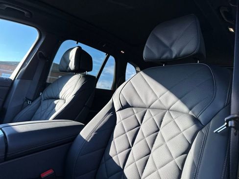 New 2026 BMW X5 xDrive50e w/ Executive Package image 15