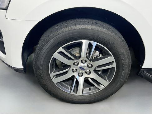Used 2024 Ford Expedition Limited RWD image 13