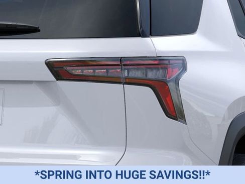 New 2026 Chevrolet Equinox LT w/ Convenience Package II image 11