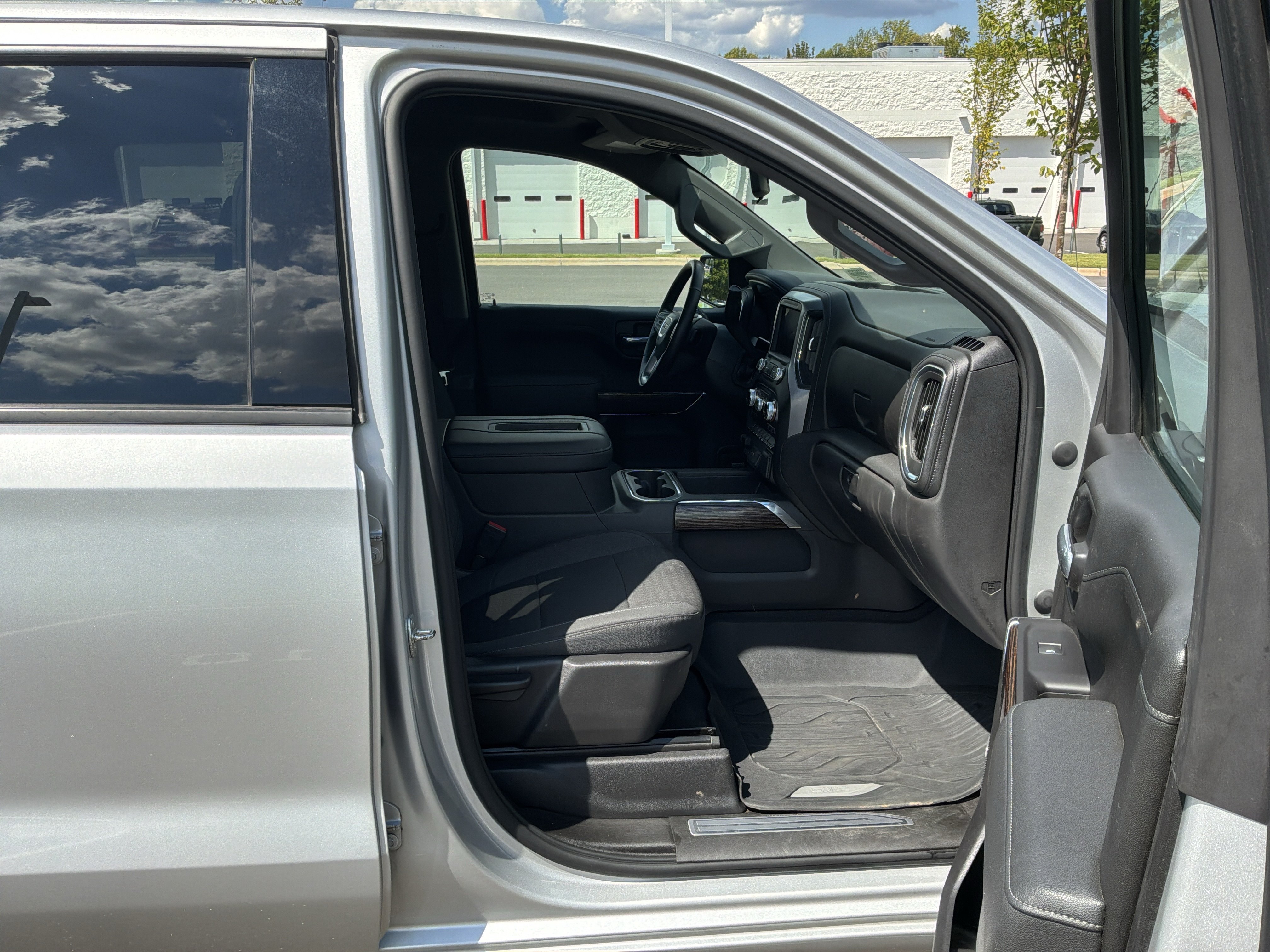 Used 2021 GMC Sierra 1500 Elevation w/ Preferred Package AWD/4WD image 32