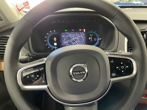 Used 2025 Volvo XC90 T8 Plus image 20