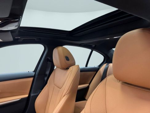 Used 2026 BMW 330i xDrive Sedan w/ Premium Package image 14