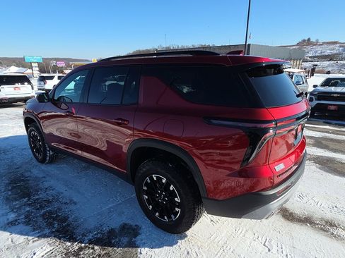 New 2026 Chevrolet Traverse Z71 w/ Enhanced Driving Package image 6