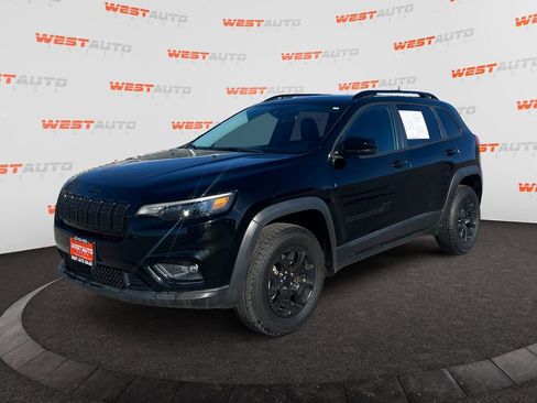 Used 2022 Jeep Cherokee Latitude w/ Sun & Sound Group AWD/4WD image 1