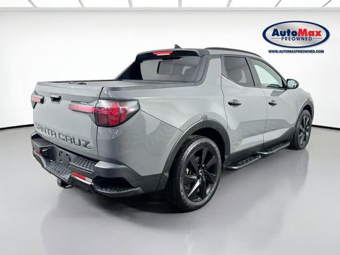 Used 2023 Hyundai Santa Cruz Night AWD/4WD image 2