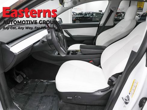 Used 2021 Tesla Model Y Long Range image 14