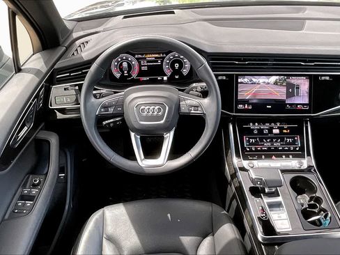 Used 2023 Audi Q7 3.0T Prestige w/ Prestige Package AWD/4WD image 6