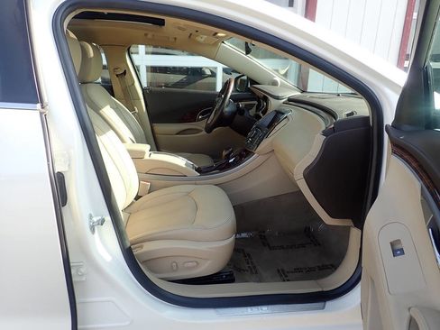 Used 2012 Buick LaCrosse Premium image 23