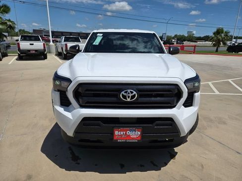 New 2026 Toyota Tacoma SR AWD/4WD image 2
