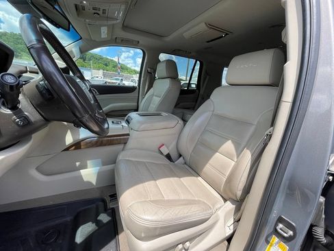 Used 2019 GMC Yukon Denali w/ Open Road Package AWD/4WD image 12