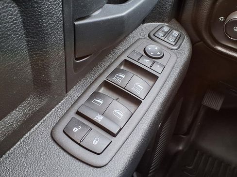 Used 2023 RAM 2500 Tradesman image 15