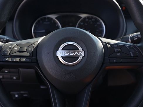 New 2025 Nissan Kicks Play S image 25