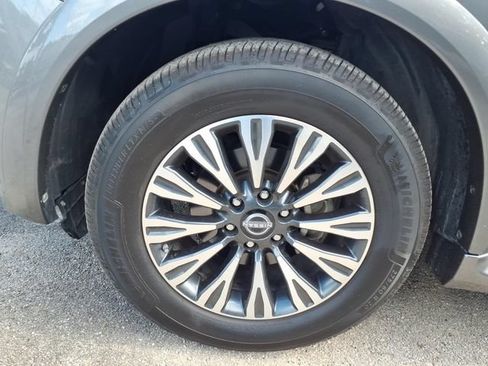 Used 2022 Nissan Armada SL w/ Midnight Edition Package RWD image 10