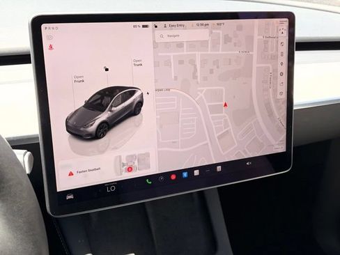 Used 2025 Tesla Model Y Long Range RWD image 17