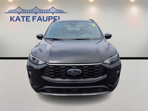 Certified 2023 Ford Escape ST-Line Select w/ Tech Pack #2 AWD/4WD image 2