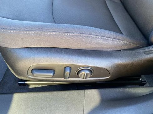 Used 2023 Chevrolet Malibu LT image 18