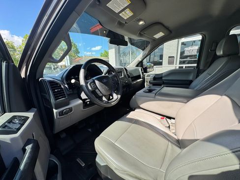 Used 2017 Ford F150 XL w/ Equipment Group 101A Mid AWD/4WD image 14