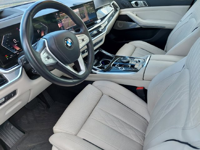 Used 2023 BMW X7 xDrive40i w/ Executive Package AWD/4WD image 6