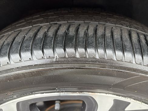 Used 2023 Subaru Ascent Limited image 6