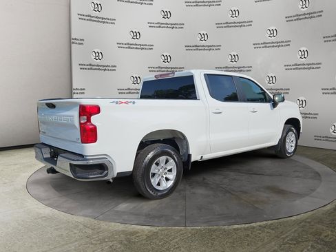 Used 2025 Chevrolet Silverado 1500 LT image 5