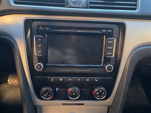 Used 2013 Volkswagen Passat 2.5 SE image 15