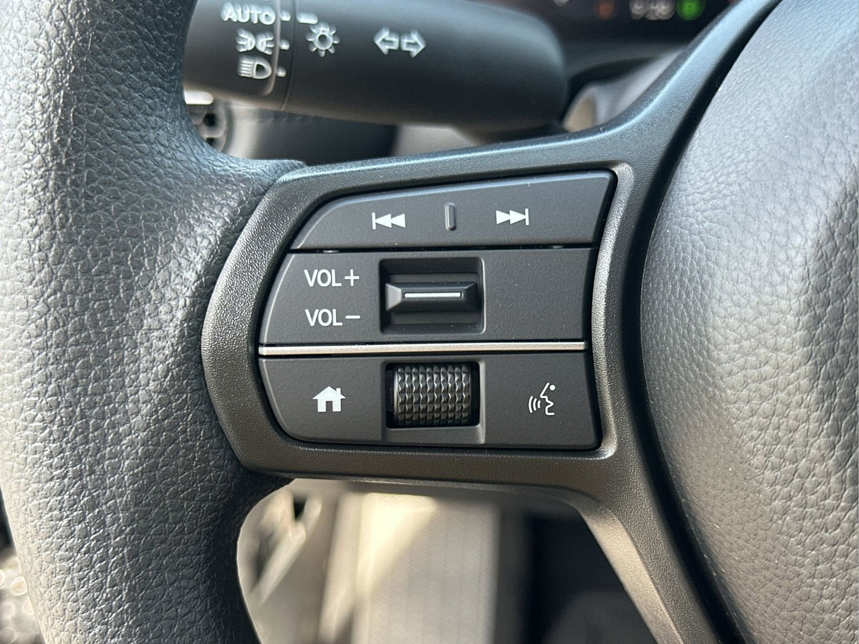 Certified 2026 Honda HR-V LX image 16