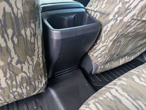 Used 2019 Toyota Tacoma TRD Off-Road AWD/4WD image 28