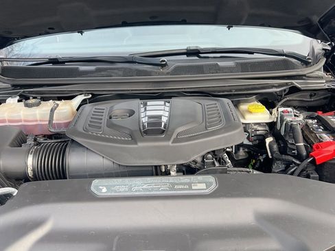 Used 2023 Jeep Wagoneer Series II w/ Premium Group I image 17