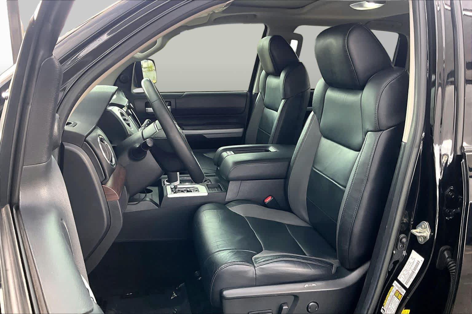 Used 2021 Toyota Tundra Limited w/ Limited Premium Package AWD/4WD image 8