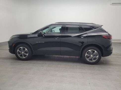 Used 2024 Chevrolet Blazer LT w/ Convenience Package FWD image 3