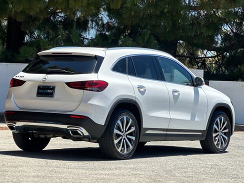 Certified 2023 Mercedes-Benz GLA 250 image 4