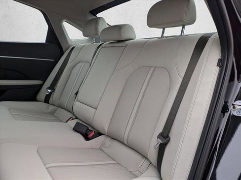 Used 2024 Hyundai Sonata SEL w/ Convenience Package image 16