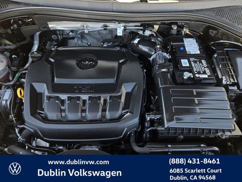 Certified 2022 Volkswagen Tiguan SE FWD image 25