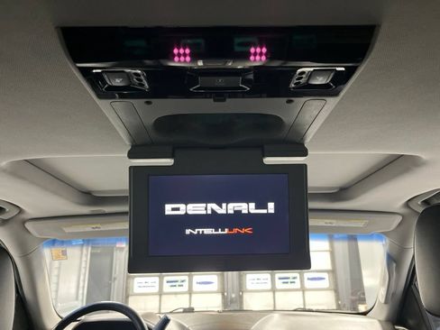 Used 2017 GMC Yukon Denali w/ Open Road Package AWD/4WD image 40