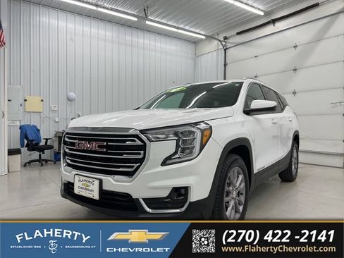 Used 2024 GMC Terrain SLT AWD/4WD image 6