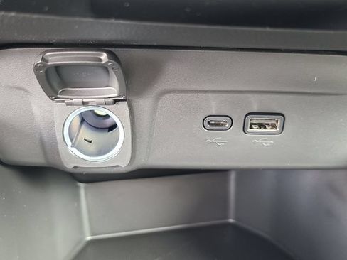 New 2026 Chevrolet Trax LT w/ Midnight Edition FWD image 35
