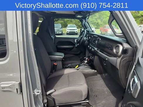 Used 2020 Jeep Wrangler Unlimited Sport image 31