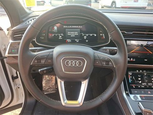 Used 2025 Audi Q7 3.0T Premium Plus image 19