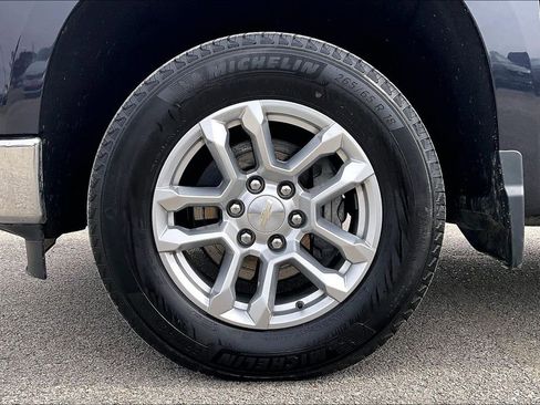 Used 2022 Chevrolet Silverado 1500 LT image 35