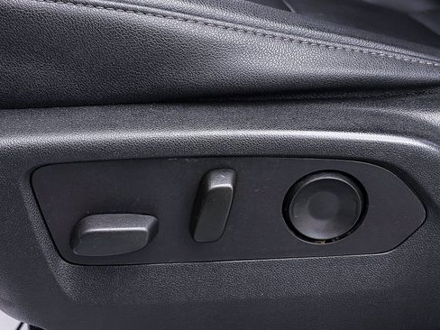 Used 2021 Chevrolet Tahoe LT image 20