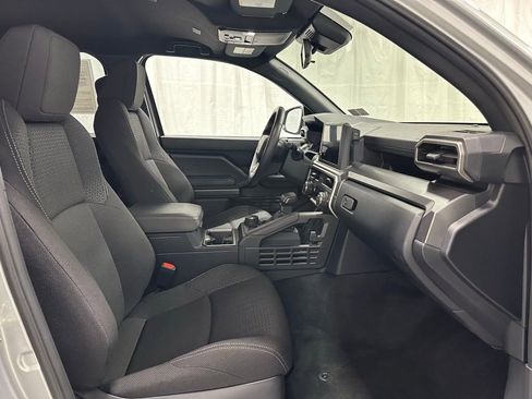 Used 2025 Toyota 4Runner SR5 image 59