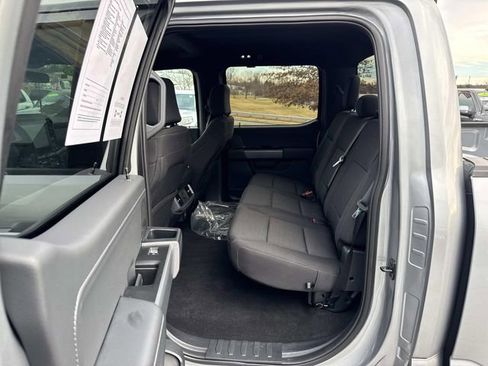 Used 2025 Ford F150 XLT w/ Equipment Group 301A Standard image 18
